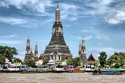 Cùng đi thuyền khám phá những kênh đào độc đáo của Thonburi Thái Lan Cùng đi thuyền khám phá những kênh đào độc đáo của Thonburi Thái Lan