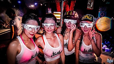 Lễ hội Songkran đón mừng năm mới ở Thái Lan