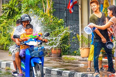 Lễ hội té nước Thái Lan 2023 có gì đặc sắc?