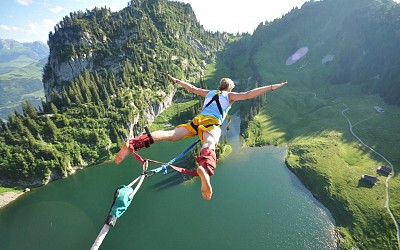 Những trò chơi mạo hiểm ở Chiangmai Thái Lan Những trò chơi mạo hiểm ở Chiangmai Thái Lan