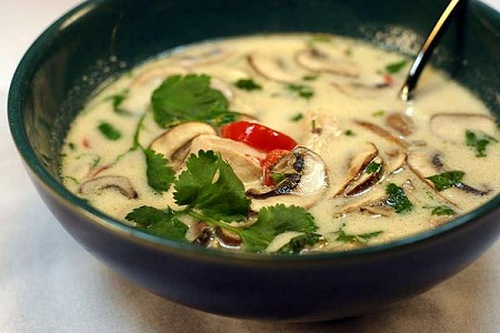 Ẩm Thực Thái Lan - Món Tom Kha Kai