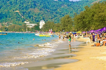 Bãi Biển Patong Thái Lan