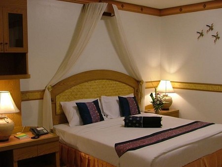 Diana Garden Resort tiêu chuẩn 3 sao nằm ở phía Bắc của thành phố Pattaya