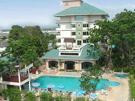 Diana Garden Resort tiêu chuẩn 3 sao nằm ở phía Bắc của thành phố Pattaya