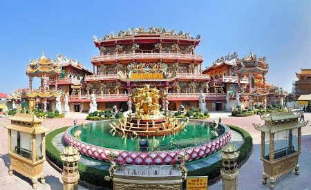 Ghé thăm ngôi chùa mang đậm dấu ấn Trung Quốc trên đấ Thái