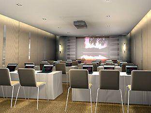 Hotel Ibis Patong Phuket khách sạn ba sao nằm trong khu Patong