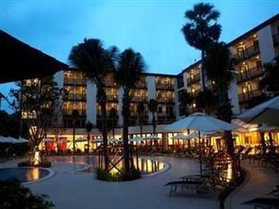 Hotel Ibis Patong Phuket khách sạn ba sao nằm trong khu Patong