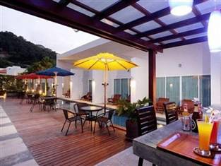 Kata Lucky Villa & Pool Access điểm lý tưởng cho du khách muốn khám phá Phuket