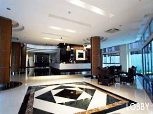 Khách Sạn August Suites Pattaya một khách sạn có vị trí thuận lợi