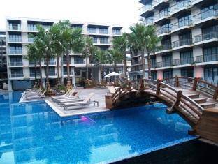 Khách sạn Baan Laimai Beach Resort nơi đẹp yên bình để thư giãn