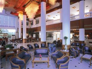 Khách sạn Royal Palace Hotel