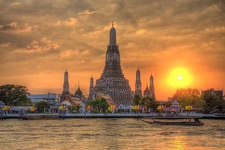 Khám phá ngôi chùa Bình Minh tại Thái Lan cùng Vietsense Travel