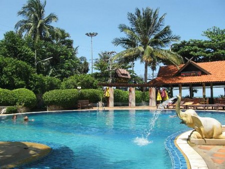 Natural Park Resort Pattaya Thái Lan