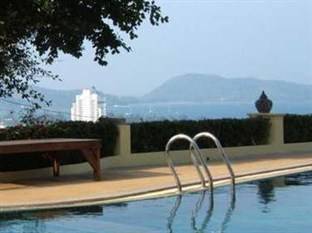 Prince Edouard Resort Tọa lạc ở vị trí đẹp của Patong