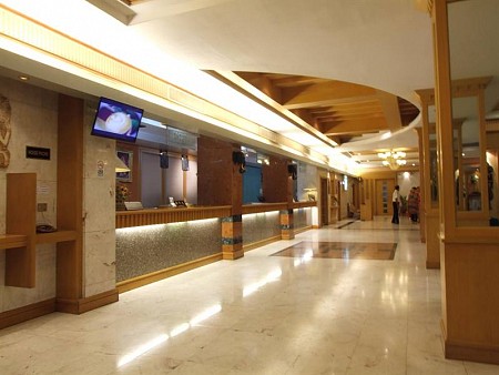 Ratchada City Hotel Bangkok Chỉ cách sân bay 1 km