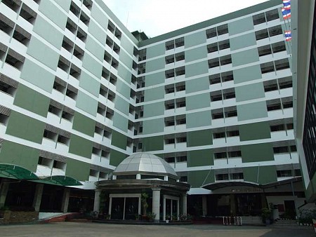 Ratchada City Hotel Bangkok Chỉ cách sân bay 1 km
