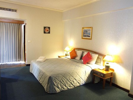 Ratchada City Hotel Bangkok Chỉ cách sân bay 1 km