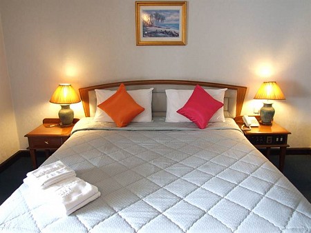 Ratchada City Hotel Bangkok Chỉ cách sân bay 1 km