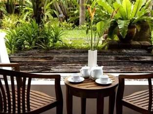 Safari Beach Hotel Nằm ở giữa các hoạt động của bãi biển Patong Phuket