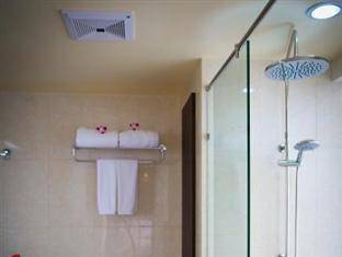 Sun City Pattaya Hotel là khách sạn 4 sao có vị trí đẹp ở nơi đây