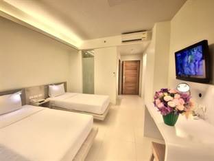 Sunshine Hotel & Residences