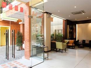 Tara Place  ngắm cảnh và cảm nhận Bangkok