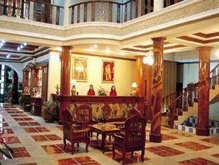 Tony Resort  tọa lạc tại khu vực Patong