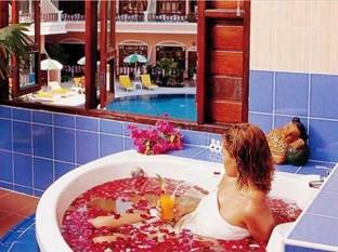 Tony Resort  tọa lạc tại khu vực Patong