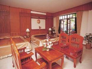 Tony Resort  tọa lạc tại khu vực Patong