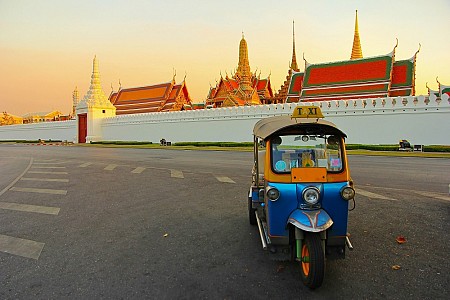Về tuk tuk – phương tiện thăm quan lý tưởng ở Bangkok
