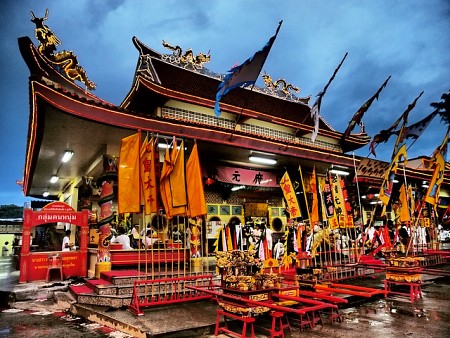 Vegetarian Festival Lễ hội ăn chay Phuket Thái Lan