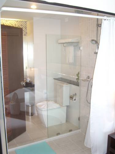 Vogue Pattaya khách sạn tiêu chuẩn 3 sao ở trung tâm của thành phố