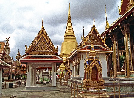 Wat Phra Kaew - Chùa Phật Ngọc
