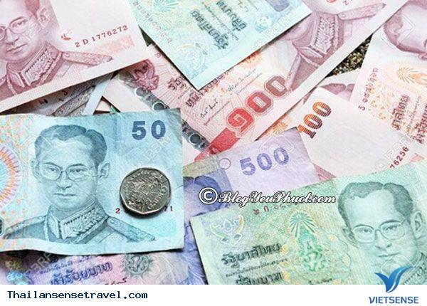 TIỀN TỆ & MUA SẮM KHI đi thăm quan