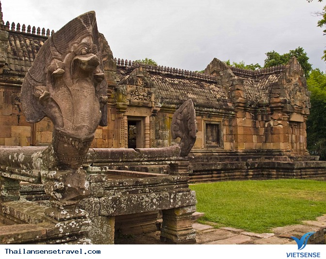 Ngôi làng trên đồi chè, Ban Rak Thai