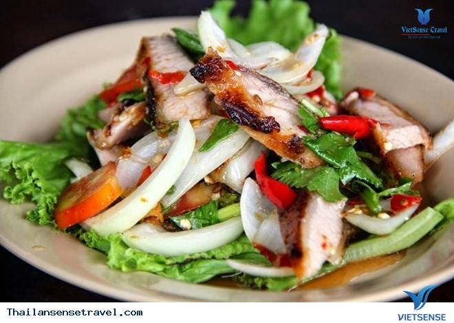 Ẩm thực Thái Lan - Món Tom Kha Kai - Ảnh 1