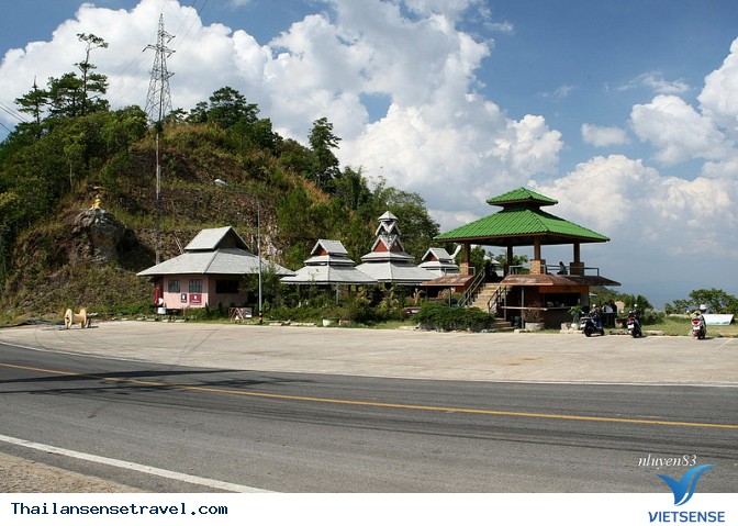 Chuyến đi bằng đường bộ từ Tây Bắc qua Đông Bắc Thái Lan - Ảnh 1 Chuyến đi bằng đường bộ từ Tây Bắc qua Đông Bắc Thái Lan - Ảnh 1