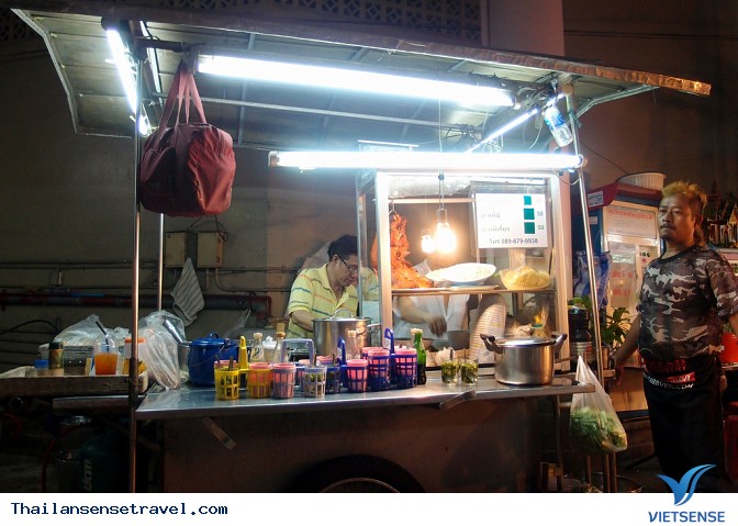 Wonton Noodles (mì hoành thánh) - Ảnh 1