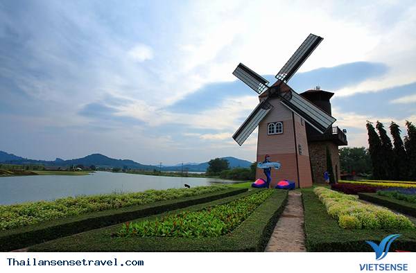 Cung điện Ananta Samakhom - Ảnh 2 Cung điện Ananta Samakhom - Ảnh 2