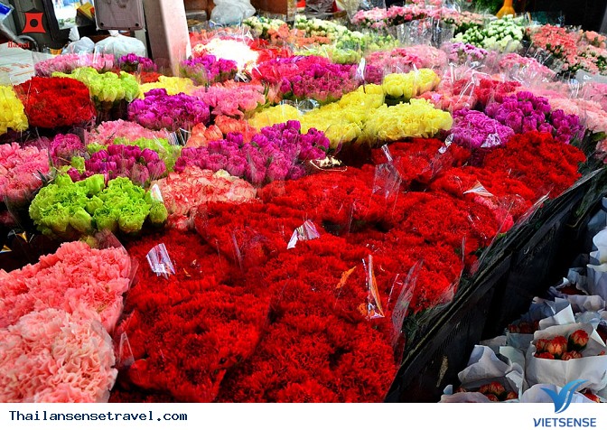 Khám phá khu chợ hoa Pak Klong Talad lớn nhất Bangkok - Ảnh 1 Khám phá khu chợ hoa Pak Klong Talad lớn nhất Bangkok - Ảnh 1