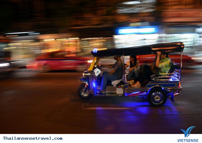 Trò lừa của tuk tuk