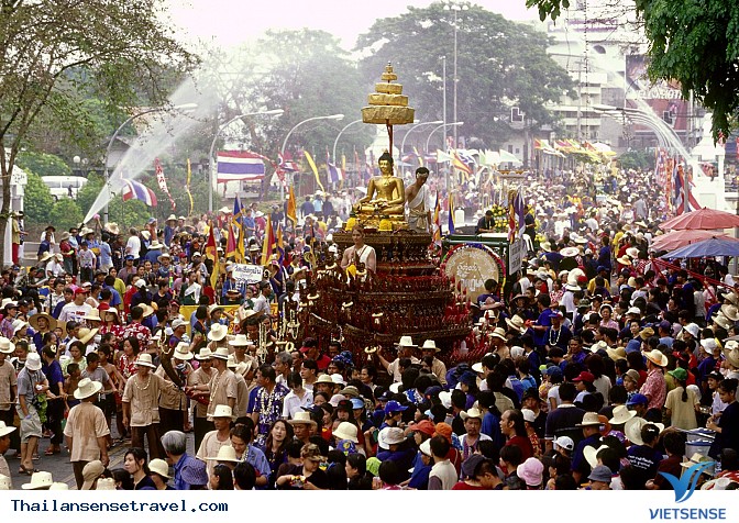 Nguồn gốc của lễ hội Té nước Songkran - Ảnh 3
