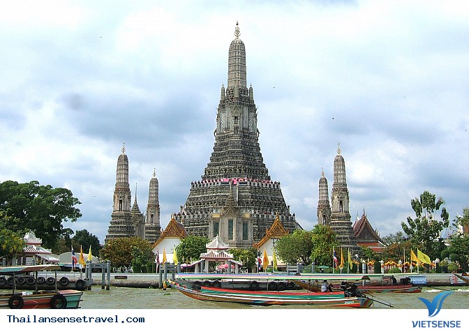 Kiến trúc đền Wat Arun