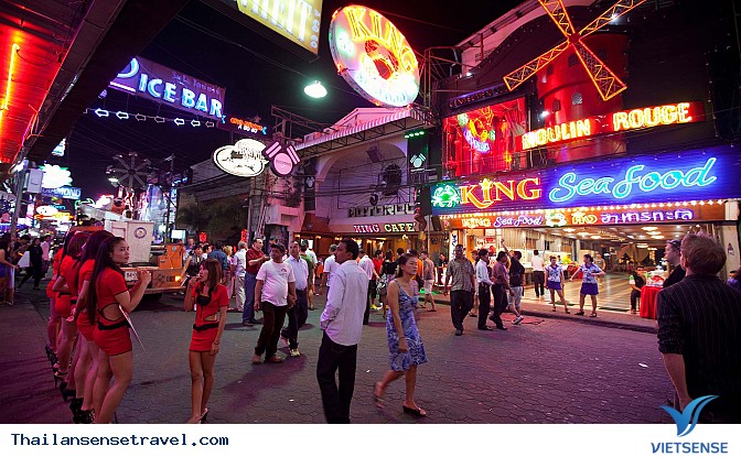 Phố đi bộ ( Walking Street) Phố đi bộ ( Walking Street)
