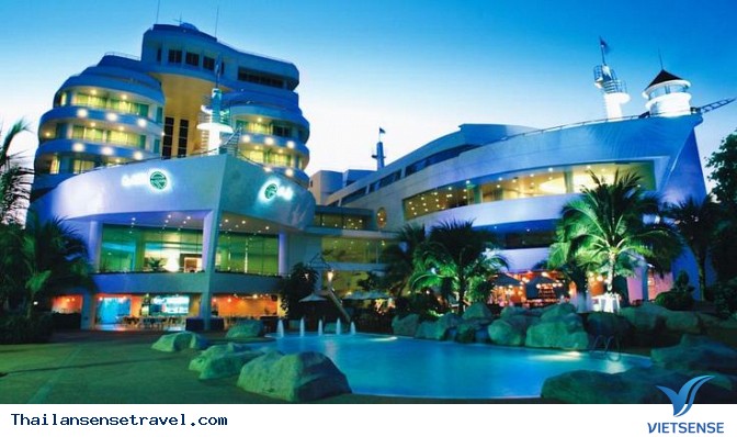 Trung tâm thương mại Royal Garden Plaza Trung tâm thương mại Royal Garden Plaza