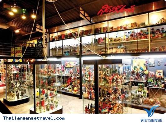 Bảo tàng đồ chơi Batcat