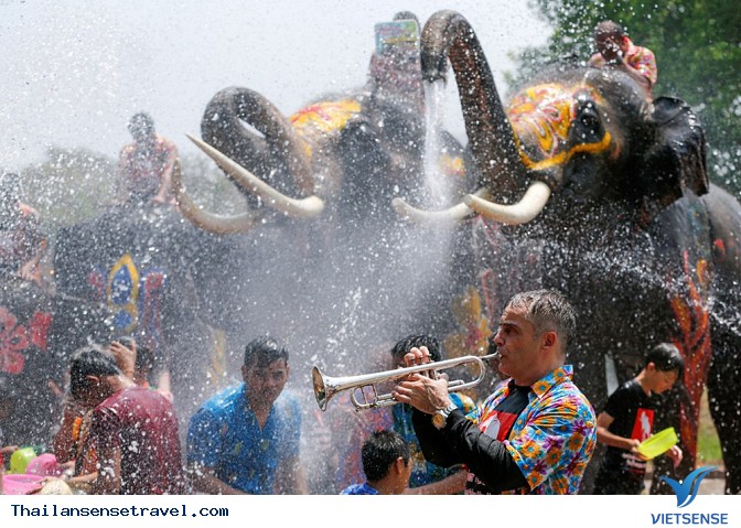Dự tết Songkran Thái Lan với giá rẻ chưa từng có - Ảnh 5 Dự tết Songkran Thái Lan với giá rẻ chưa từng có - Ảnh 5