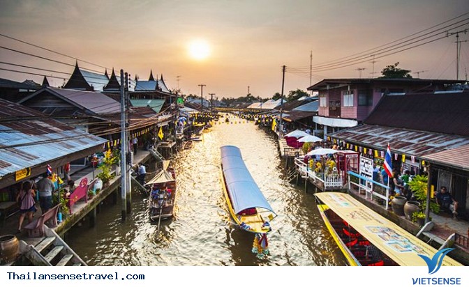 Vẻ đẹp hấp dẫn của chợ nổi Amphawa Thái Lan - Ảnh 2 Vẻ đẹp hấp dẫn của chợ nổi Amphawa Thái Lan - Ảnh 2