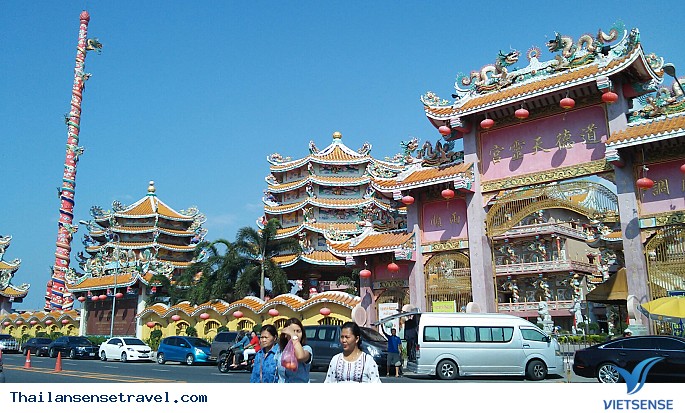 Ghé thăm ngôi chùa mang đậm dấu ấn Trung Quốc trên đấ Thái - Ảnh 2