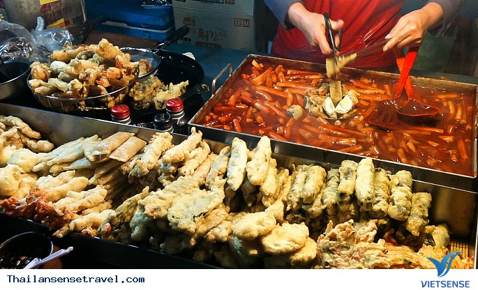 Hòa mình cùng đặc sản vỉa hè Thái Lan ngon và rẻ - Ảnh 1